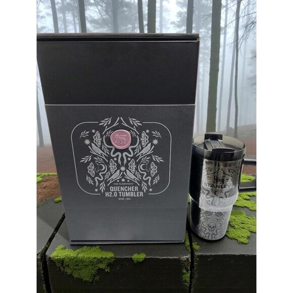 STANLEY HALLOWEEN QUENCHER H2.O FLOWSTATE 20OZ BRAND NEW READY TO SHIP 💀